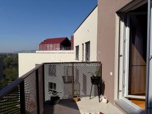 Pronájem bytu 3+kk, Praha - Modřany, Kolmanova, 77 m2