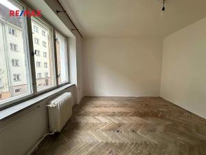 Prodej bytu 2+1, Karlovy Vary, Kvapilova, 60 m2