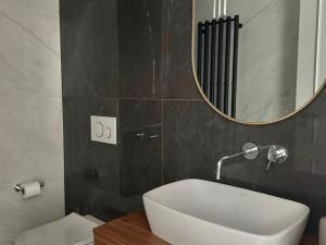 Pronájem bytu 2+kk, Praha - Vinohrady, Šafaříkova, 38 m2