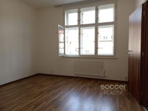 Pronájem bytu 2+kk, Praha - Žižkov, Jeseniova, 51 m2