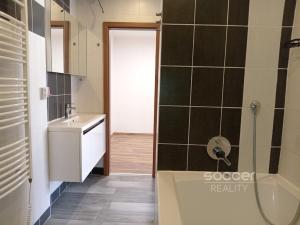 Pronájem bytu 2+kk, Praha - Žižkov, Jeseniova, 51 m2