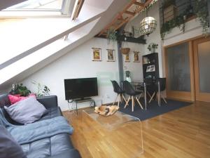Pronájem bytu 3+kk, Praha - Vršovice, Slovinská, 65 m2