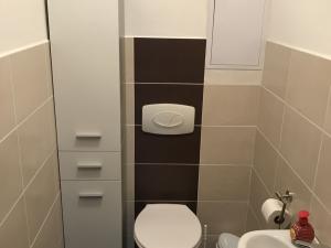 Pronájem bytu 2+kk, Bzenec, náměstí Svobody, 67 m2
