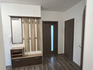 Pronájem bytu 2+kk, Bzenec, náměstí Svobody, 67 m2