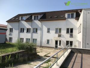 Pronájem bytu 2+kk, Bzenec, náměstí Svobody, 67 m2