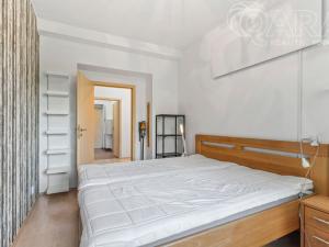 Pronájem bytu 3+kk, Černošice, Zdeňka Lhoty, 64 m2