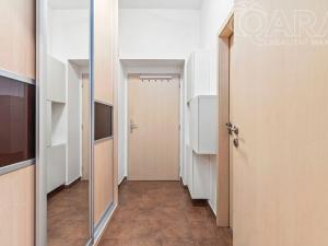 Pronájem bytu 3+kk, Černošice, Zdeňka Lhoty, 64 m2