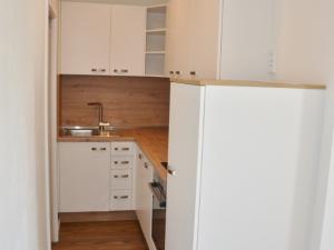 Pronájem bytu 2+kk, Praha - Lhotka, Zálesí, 41 m2