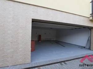 Pronájem bytu 1+kk, Praha - Hloubětín, Pokorného, 33 m2