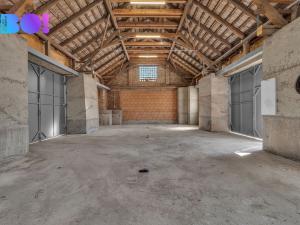 Pronájem výrobních prostor, Jeníkovice, 270 m2