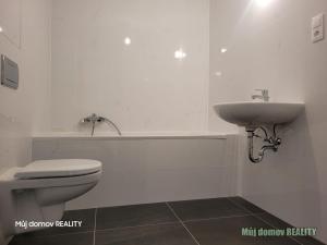 Prodej bytu 2+kk, Praha - Hloubětín, Poděbradská, 69 m2
