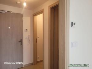 Prodej bytu 2+kk, Praha - Hloubětín, Poděbradská, 69 m2