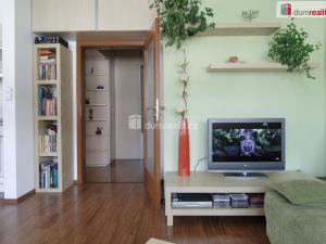 Pronájem bytu 1+kk, Praha - Ďáblice, Hořínecká, 48 m2