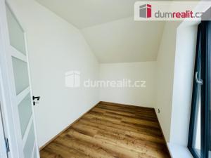 Prodej rodinného domu, Ruda, V zahradách, 159 m2