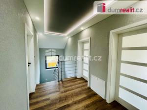 Prodej rodinného domu, Ruda, V zahradách, 159 m2