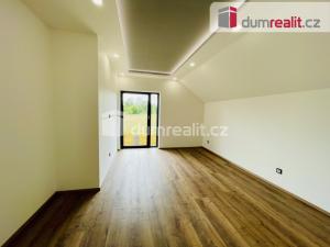 Prodej rodinného domu, Ruda, V zahradách, 159 m2
