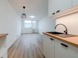 Pronájem bytu 2+kk, Praha - Hlubočepy, Werichova, 44 m2