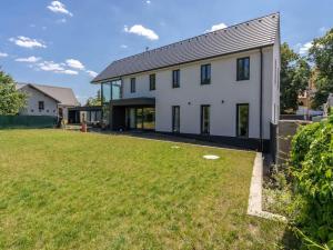 Prodej ubytování, Černěves, 237 m2