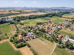 Prodej ubytování, Černěves, 237 m2