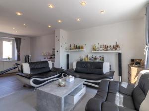 Prodej rodinného domu, Měcholupy, 225 m2
