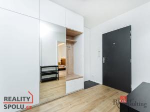 Pronájem bytu 2+kk, Praha - Holešovice, Přístavní, 48 m2