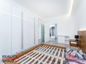 Pronájem bytu 2+kk, Praha - Holešovice, Přístavní, 48 m2