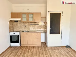 Pronájem bytu 1+1, Chlumec, Cyrilská, 36 m2