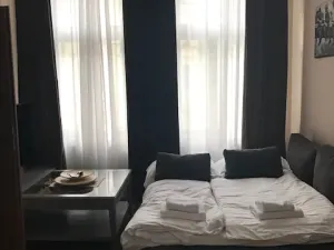 Prodej apartmánu, Karlovy Vary, Moravská, 270 m2
