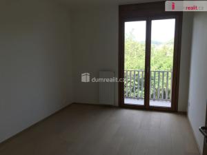 Pronájem bytu 2+kk, Praha - Modřany, Vrátnická, 61 m2