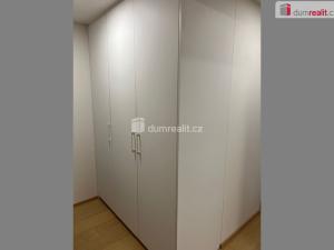 Pronájem bytu 2+kk, Praha - Modřany, Vrátnická, 61 m2