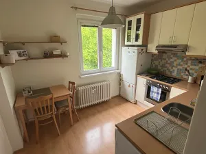 Pronájem bytu 2+1, Praha - Dejvice, Evropská, 62 m2