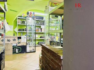 Pronájem obchodního prostoru, Benešov, Malé náměstí, 30 m2