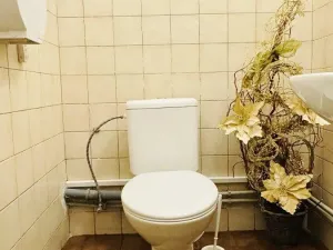 Pronájem obchodního prostoru, Benešov, Masarykovo náměstí, 72 m2