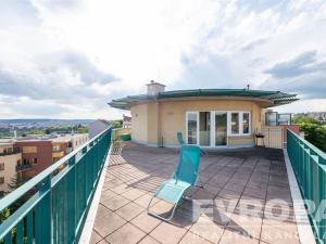 Pronájem bytu 6+kk a větší, Praha - Libeň, Kašparovo náměstí, 204 m2