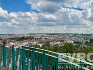 Pronájem bytu 6+kk a větší, Praha - Libeň, Kašparovo náměstí, 204 m2