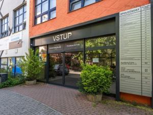 Pronájem obchodního prostoru, Praha - Stodůlky, Prusíkova, 70 m2