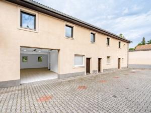 Pronájem skladu, Praha - Lochkov, Cementářská, 341 m2
