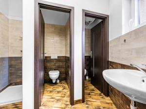 Pronájem skladu, Praha - Lochkov, Cementářská, 341 m2