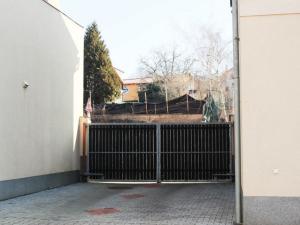 Pronájem skladu, Praha - Lochkov, Cementářská, 341 m2