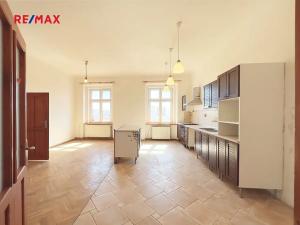 Pronájem bytu 4+kk, Praha - Smíchov, Nádražní, 144 m2