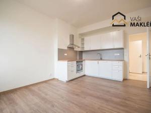 Pronájem bytu 2+kk, Praha - Holešovice, Ortenovo náměstí, 63 m2