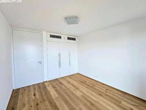 Pronájem bytu 4+kk, Praha - Smíchov, U Dívčích hradů, 119 m2