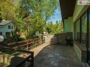 Prodej rodinného domu, Dubí, Údolí, 470 m2