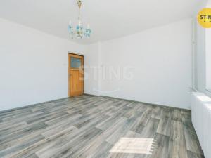 Prodej rodinného domu, Staré Jesenčany, 140 m2