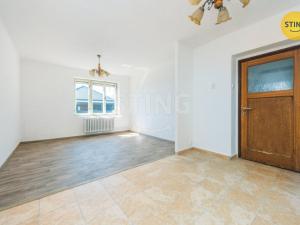 Prodej rodinného domu, Staré Jesenčany, 140 m2