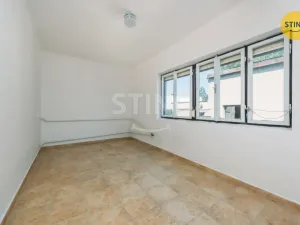 Prodej rodinného domu, Staré Jesenčany, 140 m2