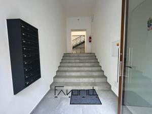Pronájem bytu 3+kk, Ostrava, Na Hradbách, 79 m2
