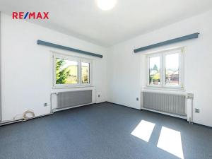Pronájem bytu 4+1, Praha - Lipence, V roklích, 90 m2