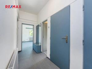 Pronájem bytu 4+1, Praha - Lipence, V roklích, 90 m2