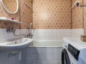 Prodej bytu 3+1, Praha - Stodůlky, Hostinského, 78 m2
